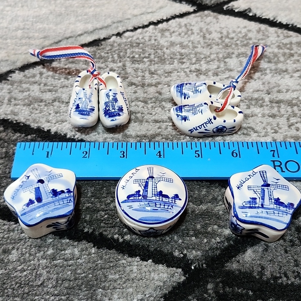 VINTAGE MINI DELFT BLUE HAND-PAINTED DUTCH HOLLAND CLOGS & WINDMILL TRINKETBOXES - Picture 2 of 14